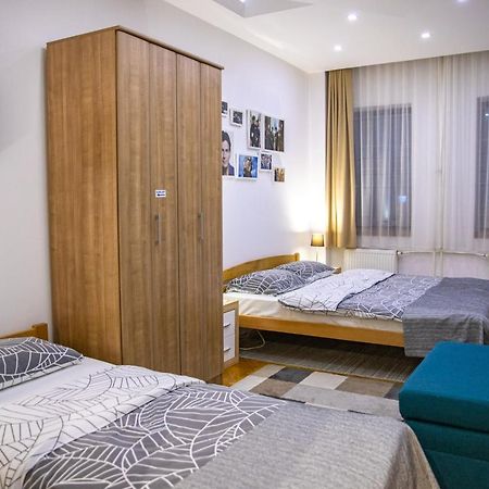 Cubic Central Lux Ni Екстериор снимка